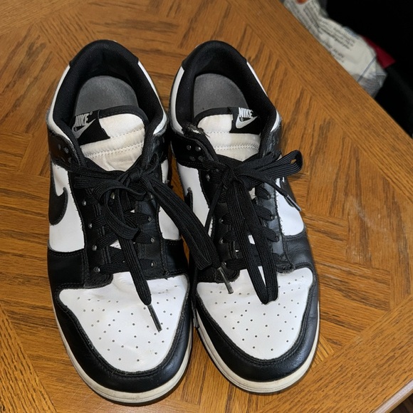 USED PANDA DUNK LOW GOOD CONDITION! - Picture 2 of 3